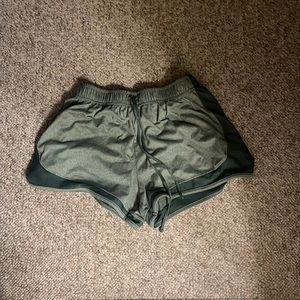 Green/gray shorts